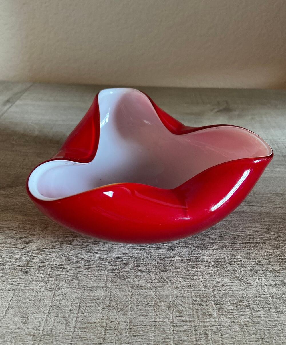 Vintage Encased Red Over White Blown Art Glass Bowl